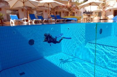 camel dive club & hotel