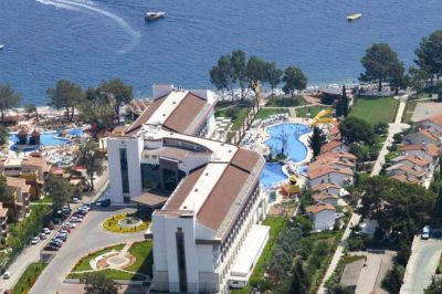 the maxim resort hotel