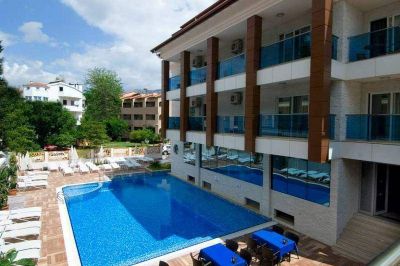 supreme hotel