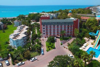 club aqua plaza hotel