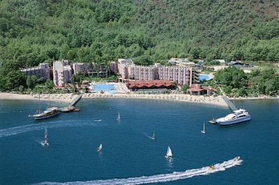 fortezza beach resort