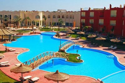 Aqua Hotel Resort &Spa