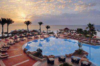 Renaissance Golden View Beach