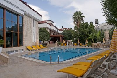 kemper felice hotel