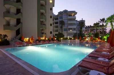 krizantem beach hotel