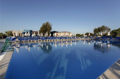 larissa holiday beach hotel
