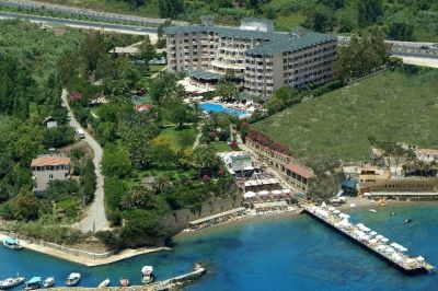 q aventura park hotel