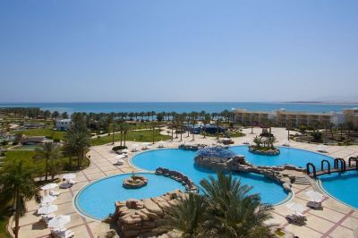 palm royale soma bay