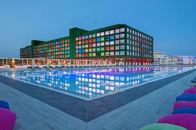 adam & eve hotel