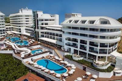 Laguna Beach Alya Resort & Spa
