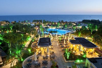 Crystal Tat Beach Golf Resort & Spa