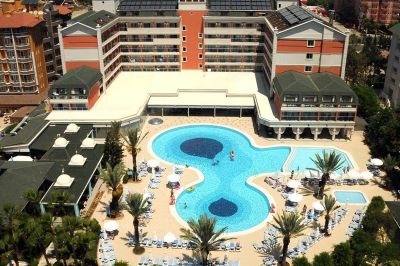 Insula Resort & Spa
