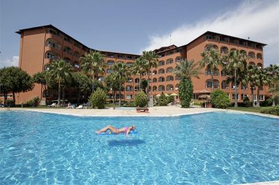 club turtas beach hotel