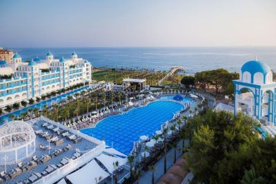 rubi platinum spa resort & suites