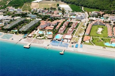sailor's beach club