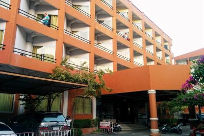 skaw beach hotel