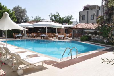 moonshine hotel & suites
