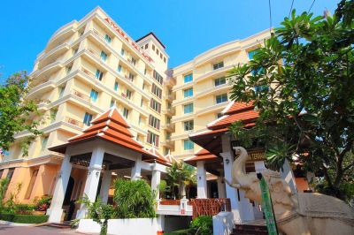 aiyara palace hotel