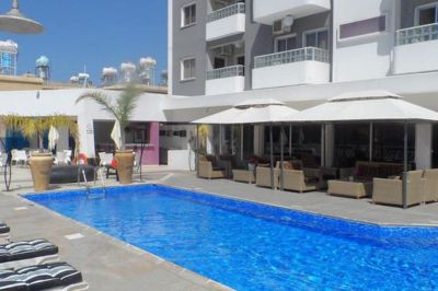 the palms hotel apts