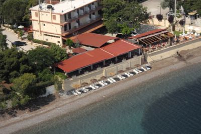 castella beach hotel