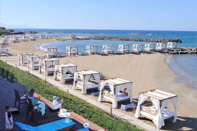 knossos beach bungalows