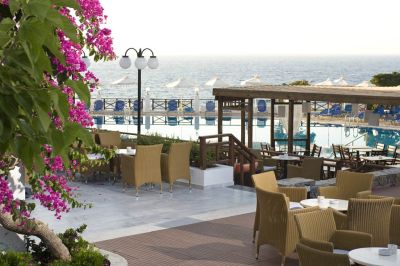 maritimo beach hotel