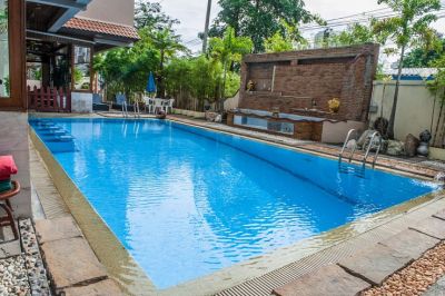 pinewood residences