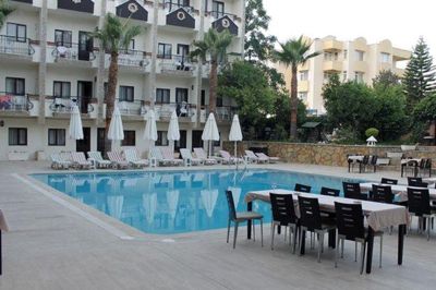 club heracles hotel