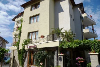 villa kompas_gw