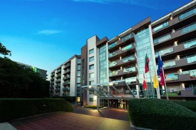 mimosa sunshine hotel cooee