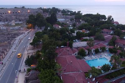 leda beach hotel
