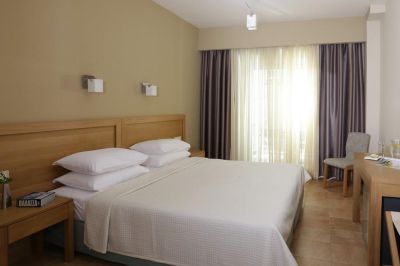 almira hotel arkoudi 3+ *