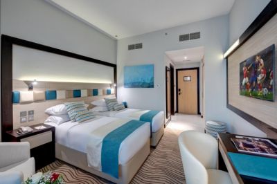 city avenue hotel.