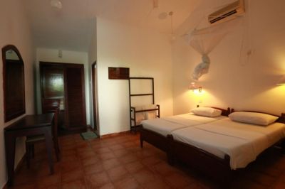 sonri villa