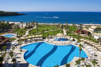 saphire resort & spa