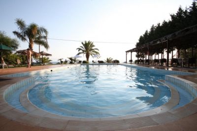 iria beach hotel 3*