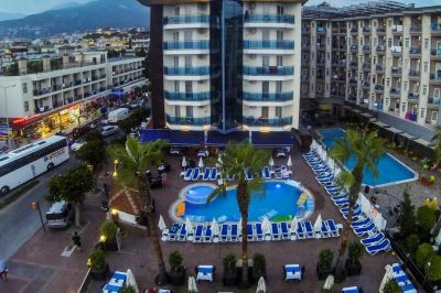parador beach hotel