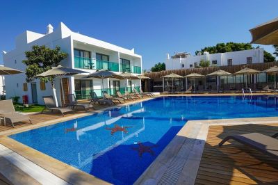 yalipark beach hotel