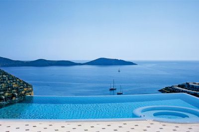 elounda gulf villas & suites