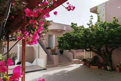 evina rooms & villas