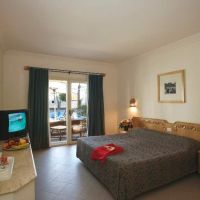 camel dive club & hotel