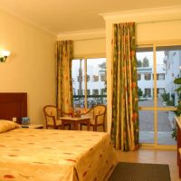 falcon hills hotel