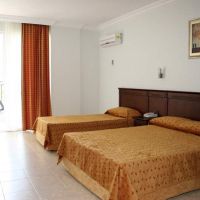 kleopatra royal palm hotel