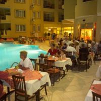 kleopatra royal palm hotel