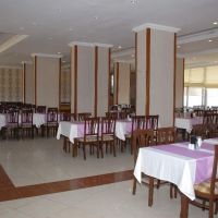 akin paradise hotel