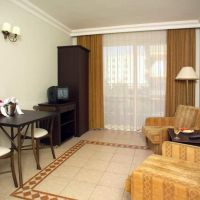 kleopatra royal palm hotel