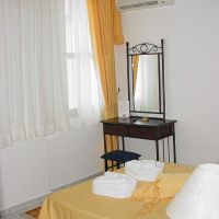 kleopatra sahara hotel