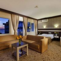 lonicera world hotel