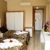 club hotel tess