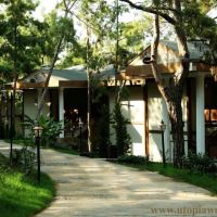 utopia world de luxe hotel